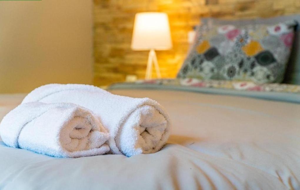 Faeax Guesthouse Línia Eksteriør bilde